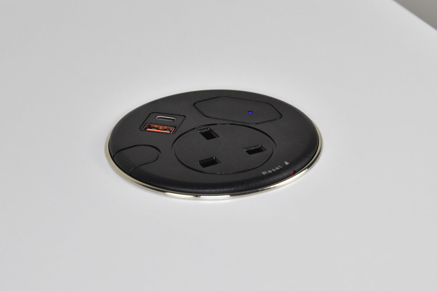 Punto - Powered Desk Grommet - Desktop Power
