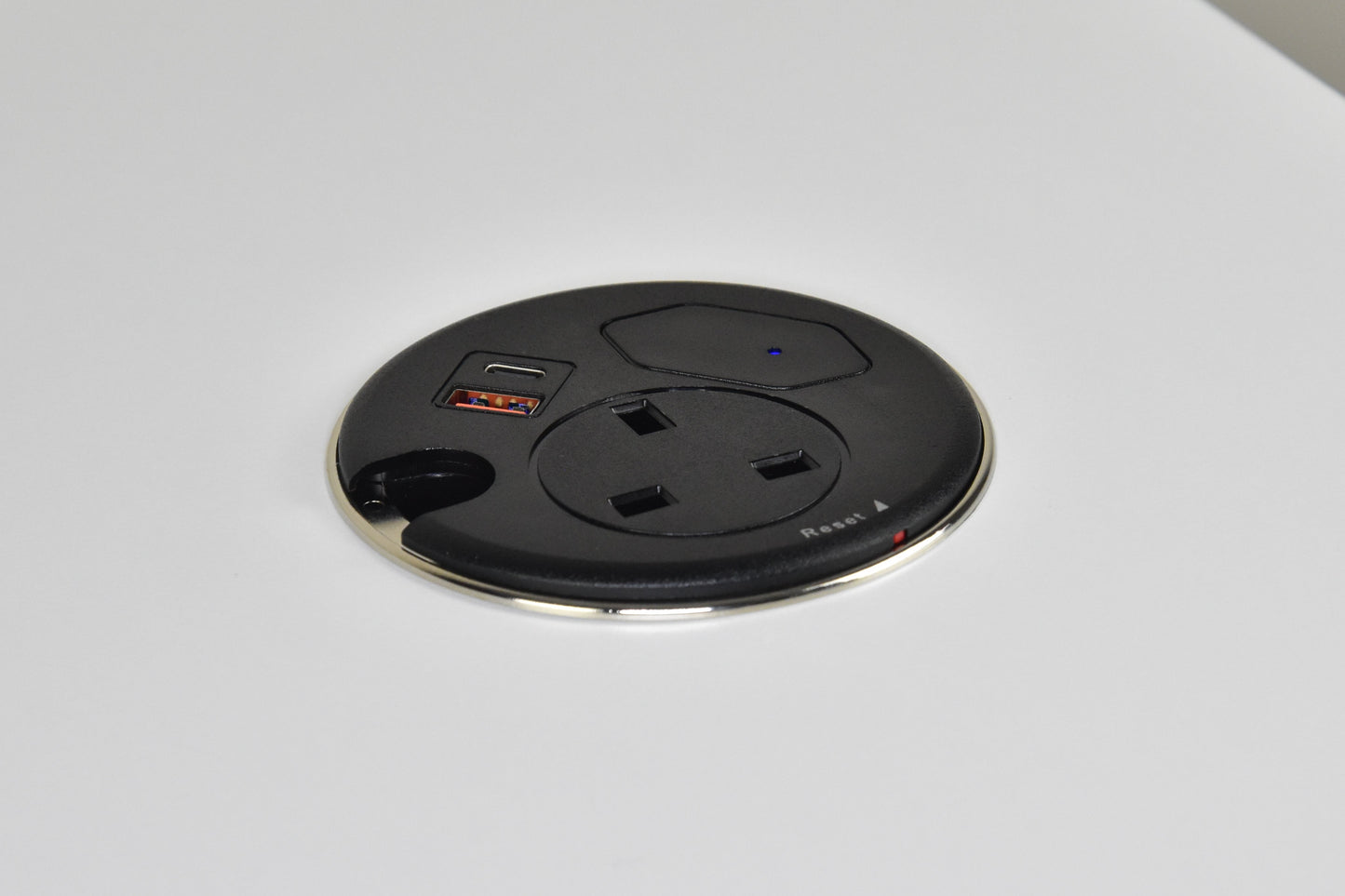 Punto - Powered Desk Grommet - Desktop Power