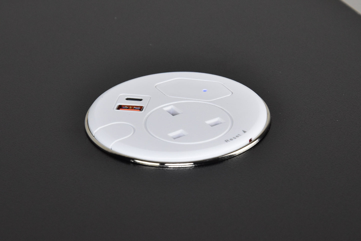 Punto - Powered Desk Grommet - Desktop Power
